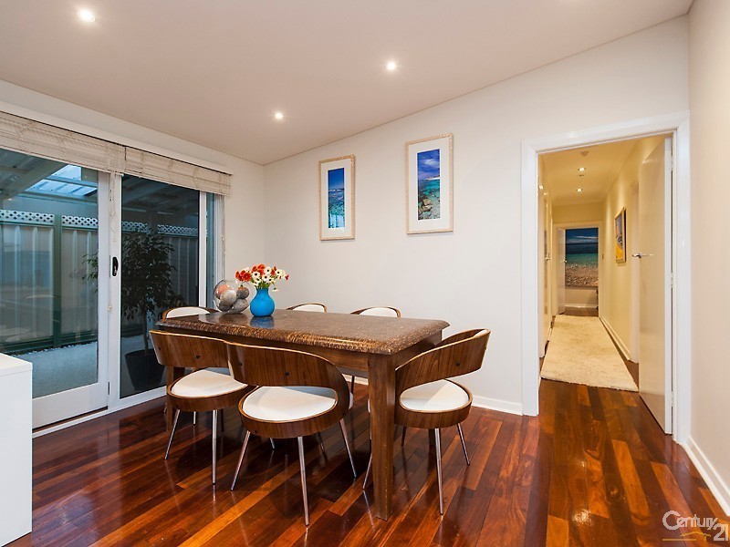 116  Arnott Street, Trigg WA 6029