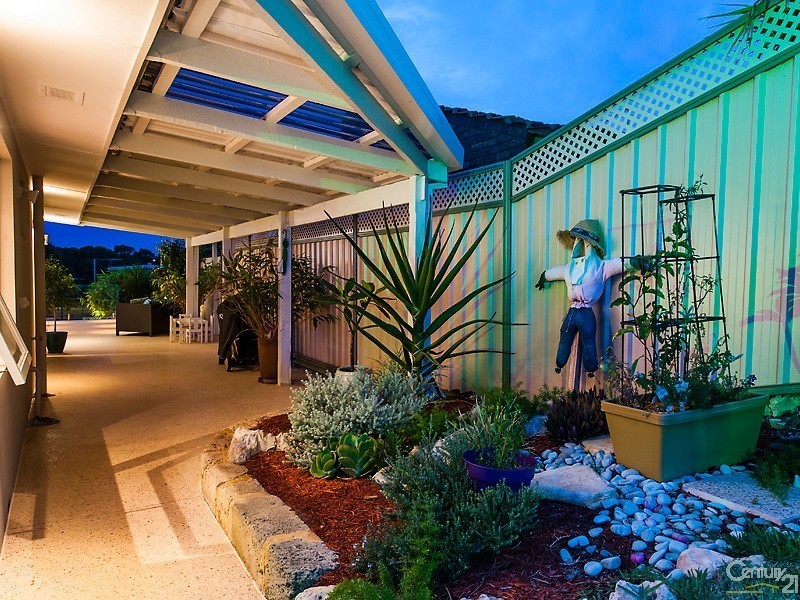 116  Arnott Street, Trigg WA 6029