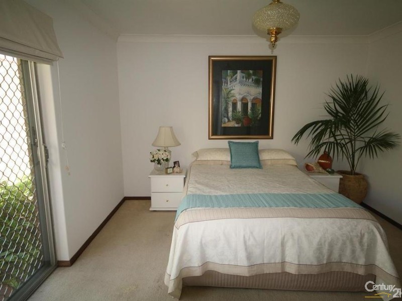 12 Nimrod Place, Hillarys WA 6025