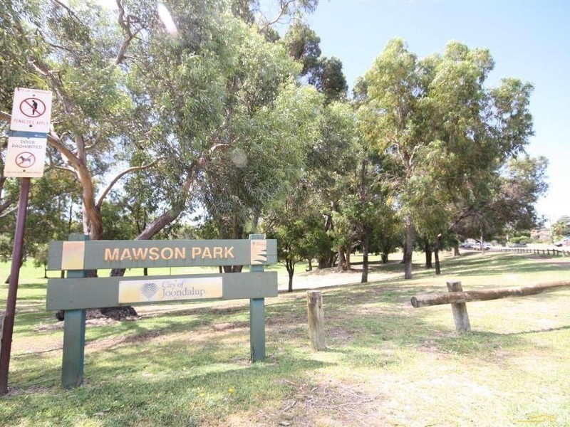 12 Nimrod Place, Hillarys WA 6025