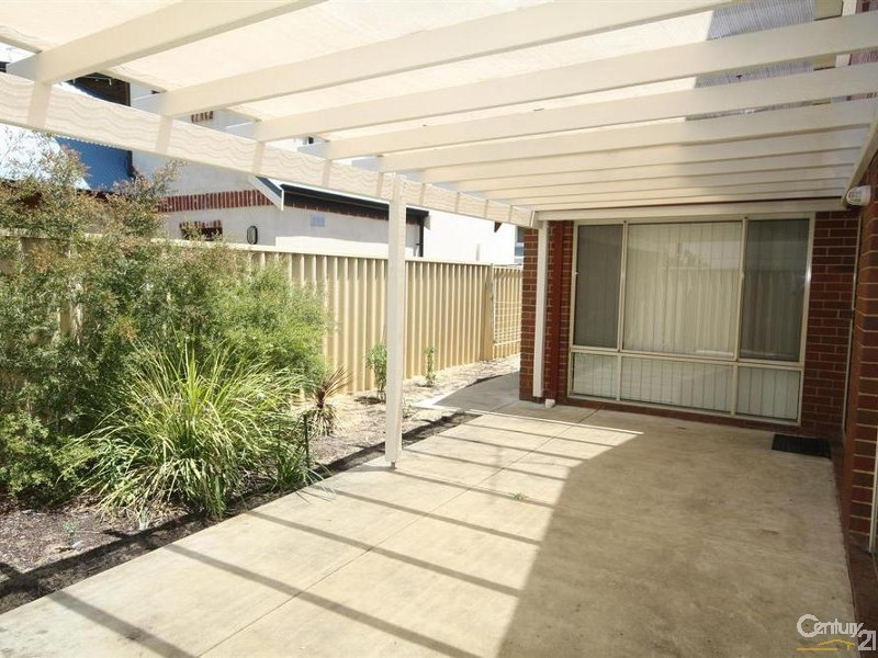 26 Macaulay Crescent, Inglewood WA 6052