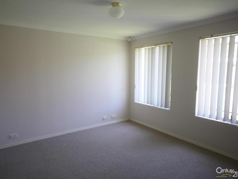 26 Macaulay Crescent, Inglewood WA 6052