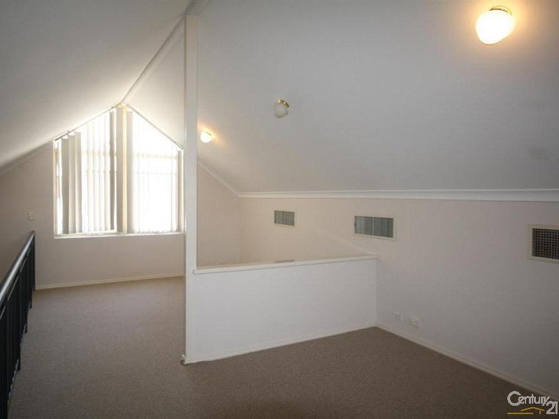 26 Macaulay Crescent, Inglewood WA 6052