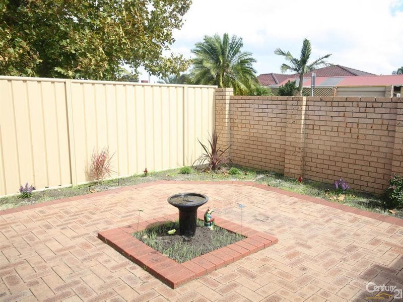 9/5 Flametree Place, Beechboro WA 6063