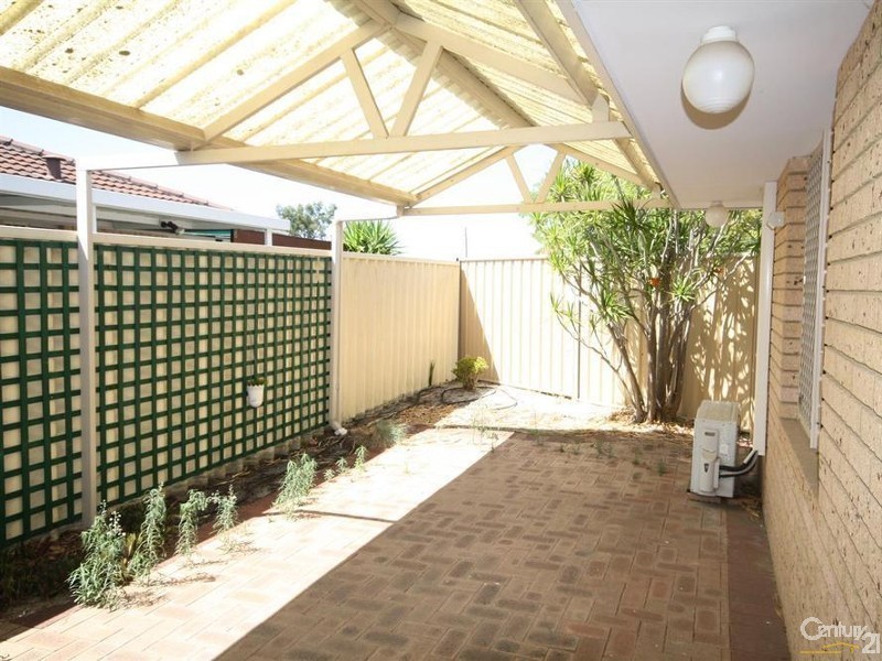 9/5 Flametree Place, Beechboro WA 6063