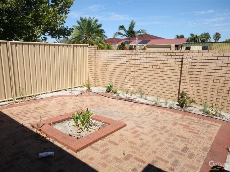 9/5 Flametree Place, Beechboro WA 6063