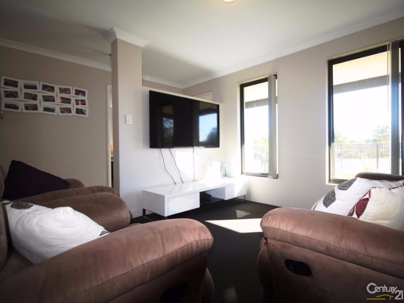 44 Halesworth Parade, Butler WA 6036