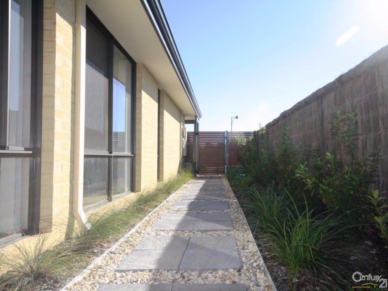 44 Halesworth Parade, Butler WA 6036