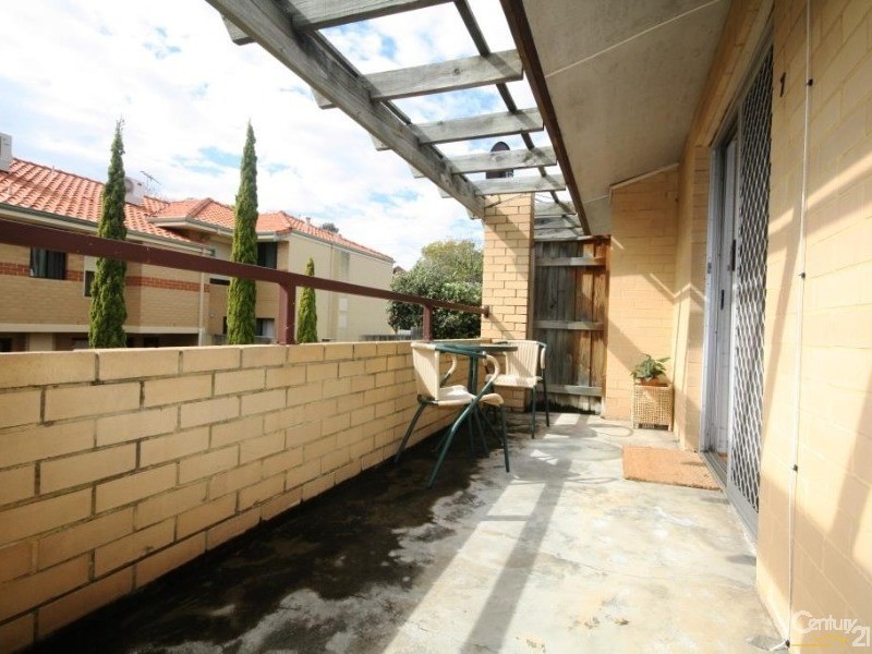 7/35 King George Street, Victoria Park WA 6100