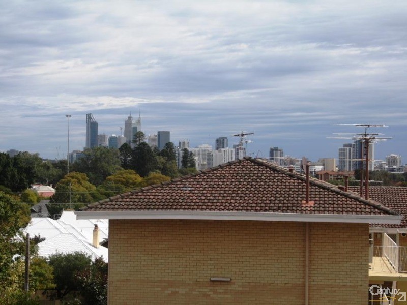 7/35 King George Street, Victoria Park WA 6100