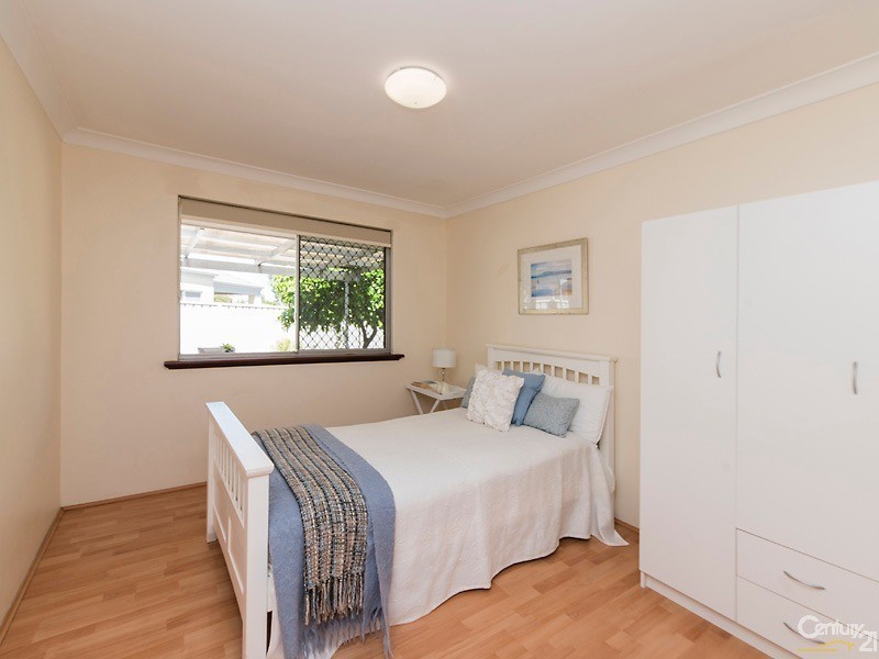 7 Edge Place, Dianella WA 6059
