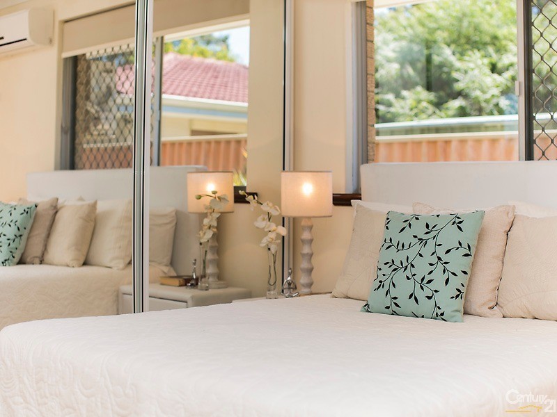 7 Edge Place, Dianella WA 6059