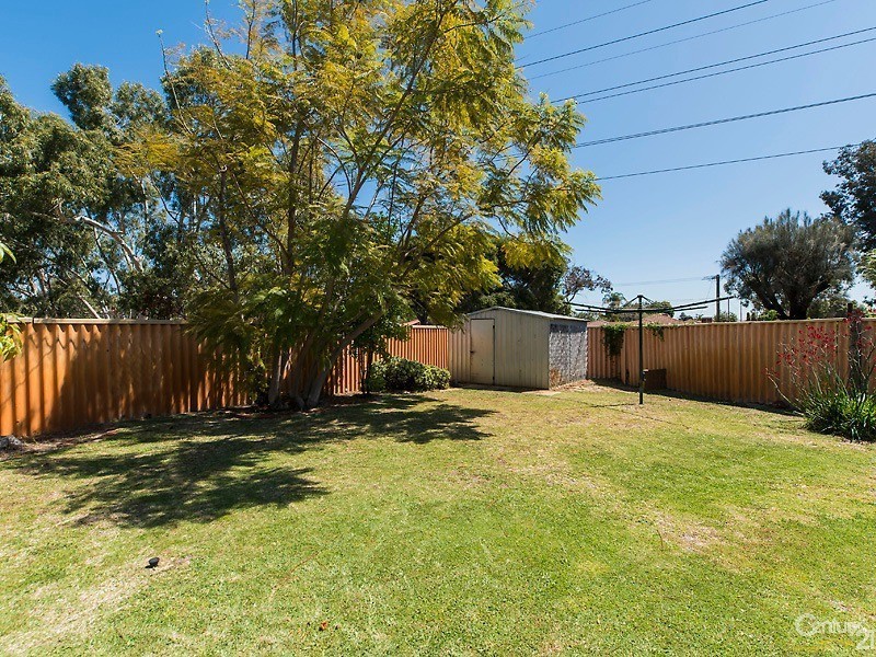 7 Edge Place, Dianella WA 6059