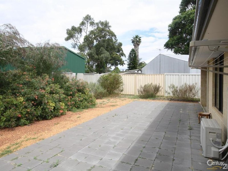 5c Walters Road, Byford WA 6122