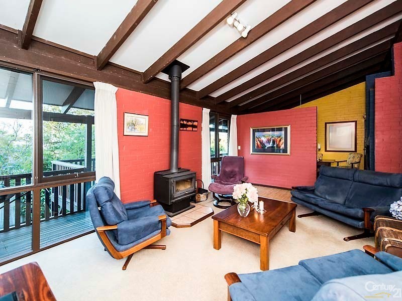 4 Kalamatta Way, Gooseberry Hill WA 6076