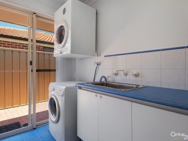 9 Limerick Crescent, Darch WA 6065