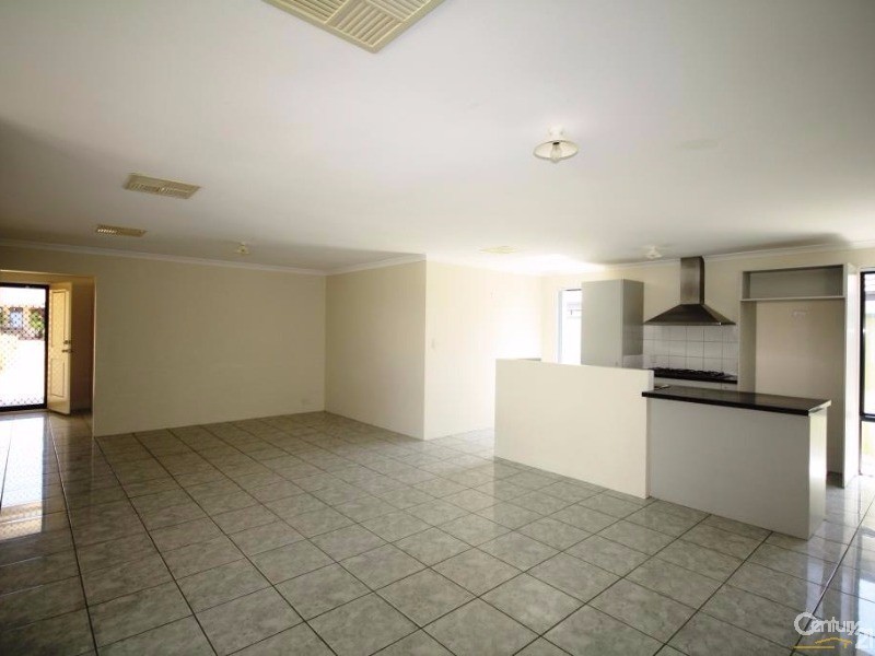 10 Antonio Circuit, Port Kennedy WA 6172