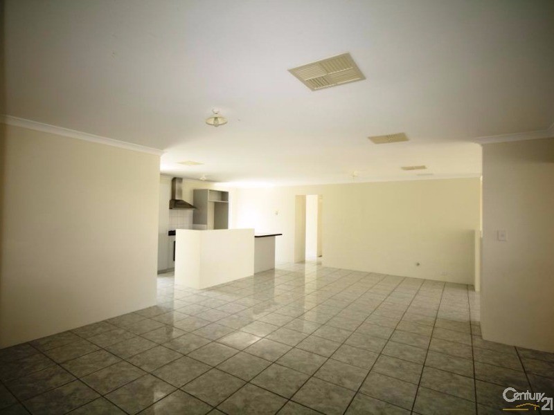 10 Antonio Circuit, Port Kennedy WA 6172