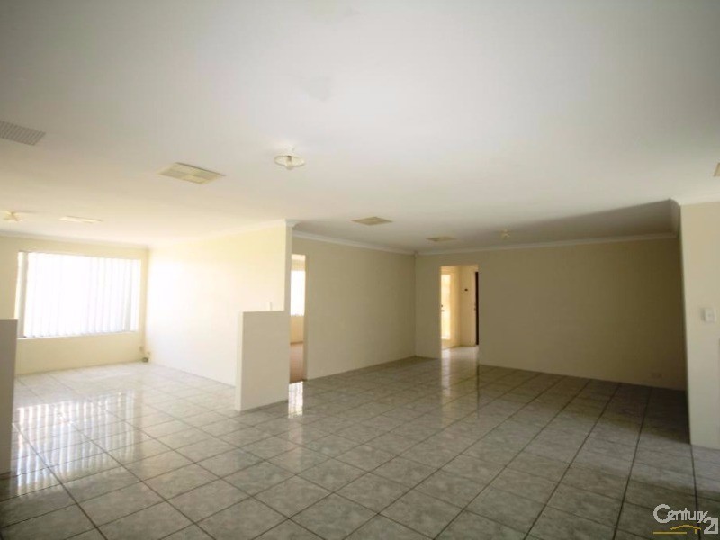 10 Antonio Circuit, Port Kennedy WA 6172