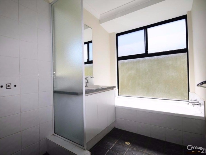 10 Antonio Circuit, Port Kennedy WA 6172