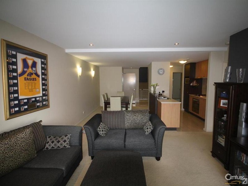 15/15 Tanunda Drive, Rivervale WA 6103