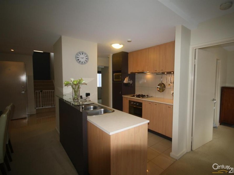 15/15 Tanunda Drive, Rivervale WA 6103