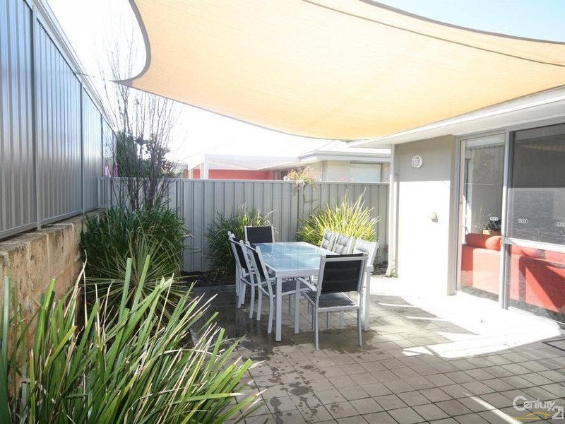 18 Leontes Way, Coolbellup WA 6163