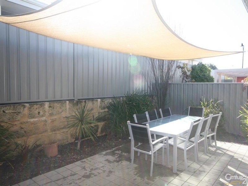 18 Leontes Way, Coolbellup WA 6163