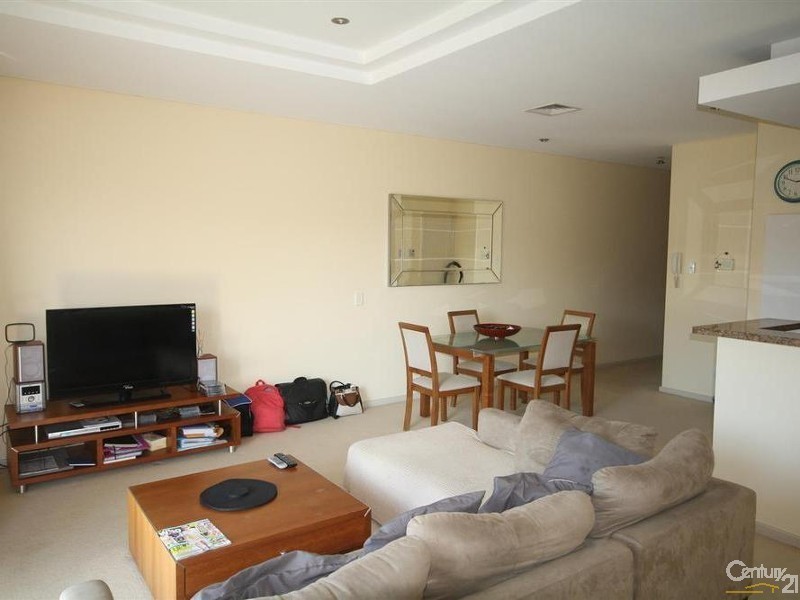 13/1 Preston St, Como WA 6152