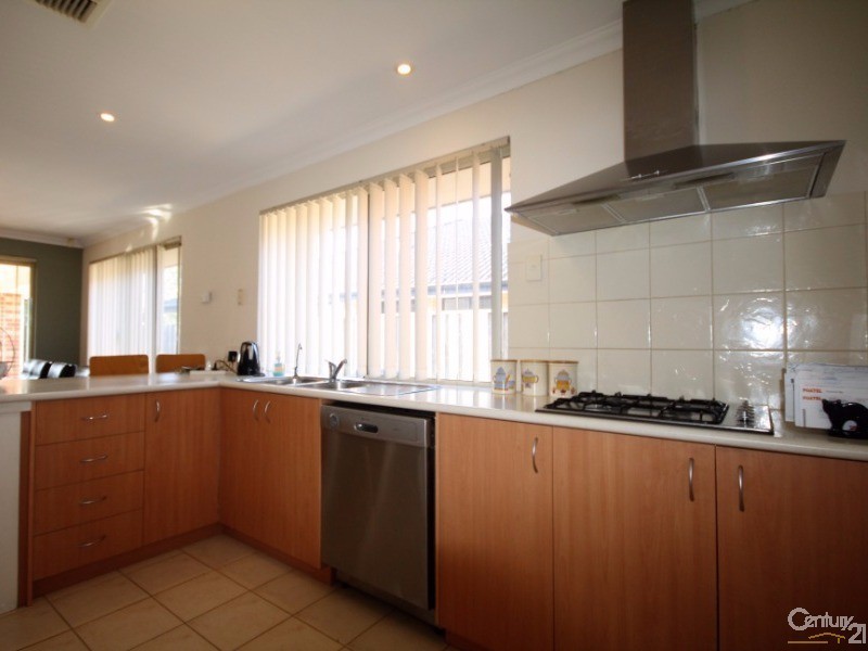 5  Thorold Avenue, Ellenbrook WA 6069