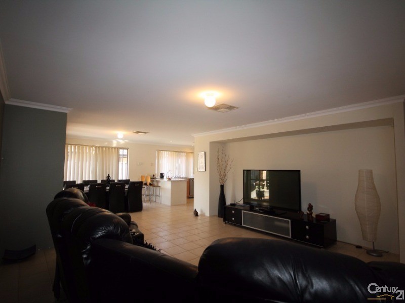5  Thorold Avenue, Ellenbrook WA 6069