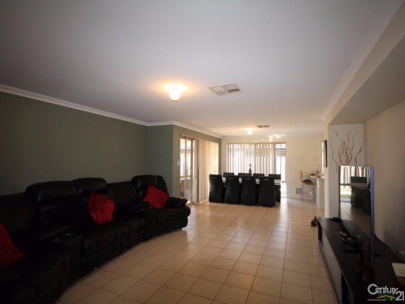 5  Thorold Avenue, Ellenbrook WA 6069