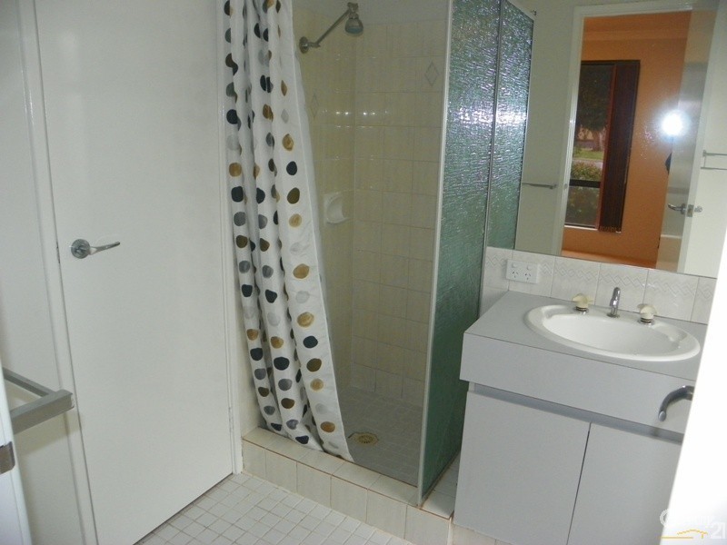 20 Riley Place, Leda WA 6170