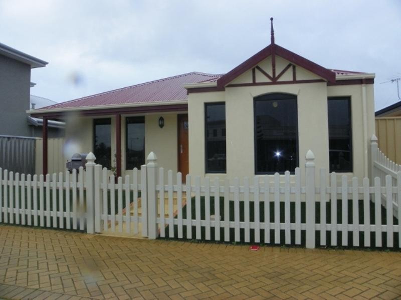 15 Belgravia Terrace, Rockingham WA 6168