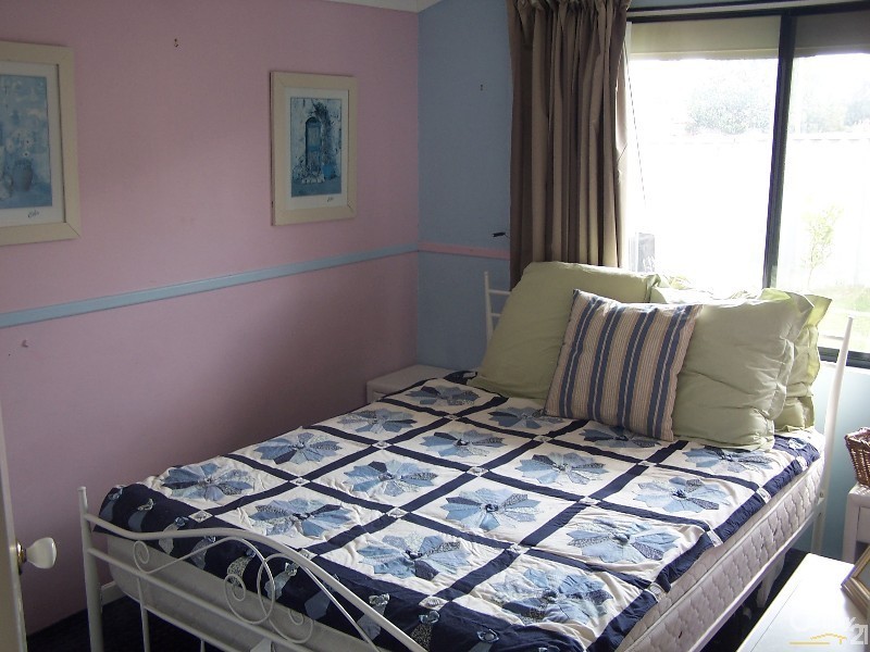 13 Mary Blair Way, Warnbro WA 6169