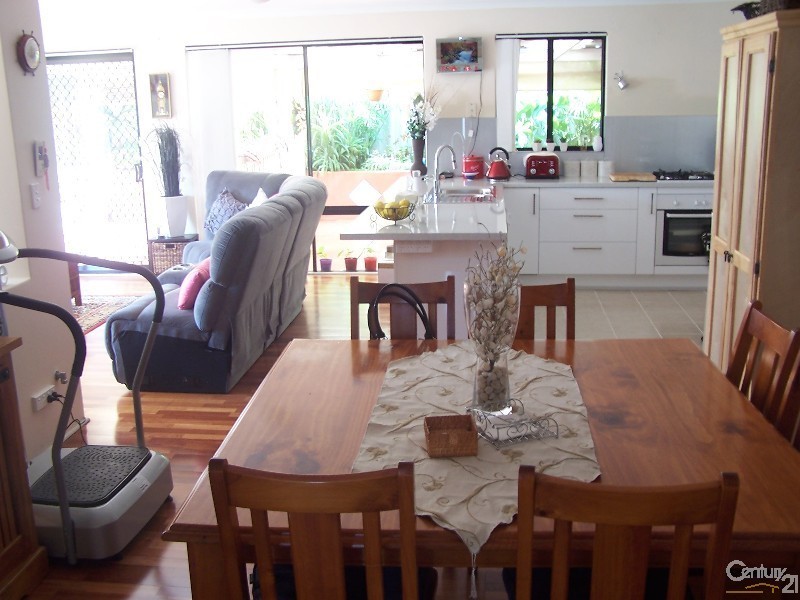 13 Mary Blair Way, Warnbro WA 6169