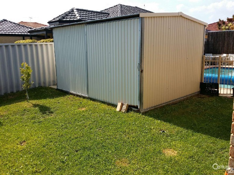 13 Mary Blair Way, Warnbro WA 6169
