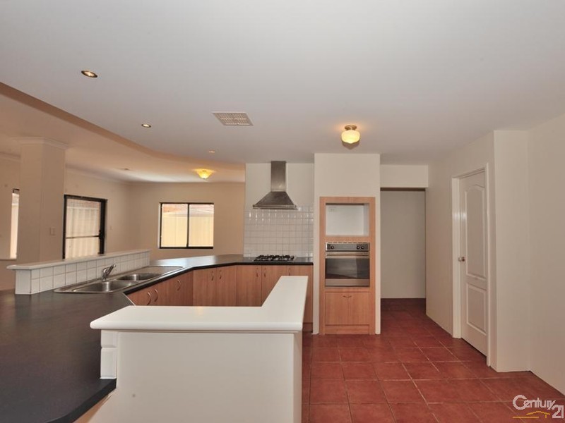 3 Piombino View, Secret Harbour WA 6173