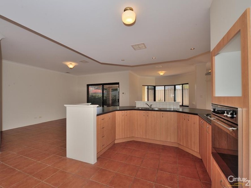 3 Piombino View, Secret Harbour WA 6173