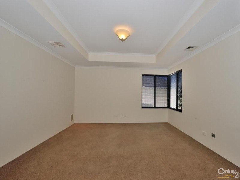 3 Piombino View, Secret Harbour WA 6173