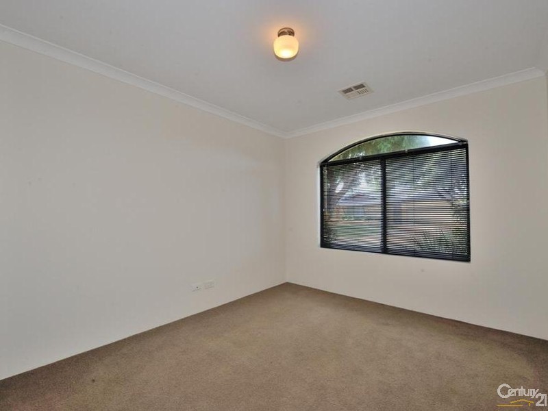 3 Piombino View, Secret Harbour WA 6173