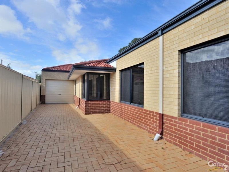 3 Piombino View, Secret Harbour WA 6173