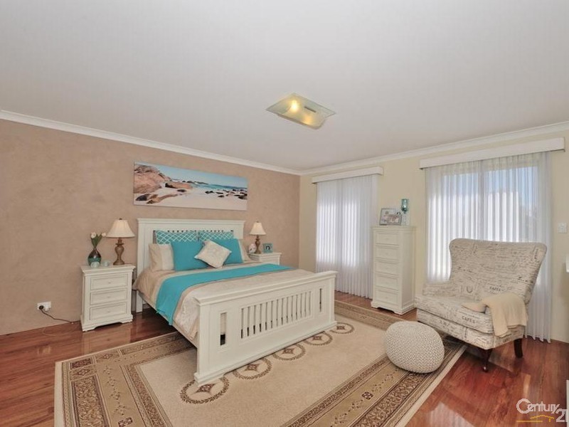 134 Harrington Waters Drive, Waikiki WA 6169