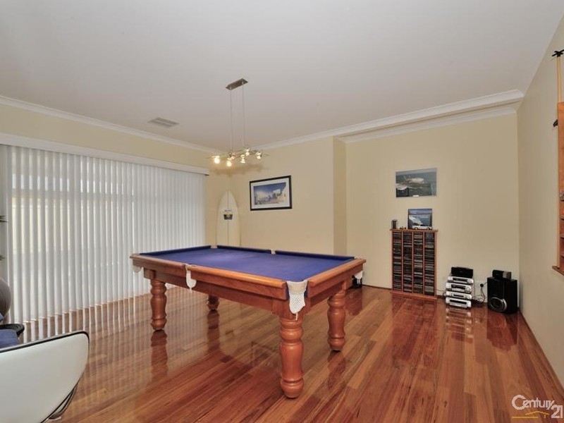 134 Harrington Waters Drive, Waikiki WA 6169