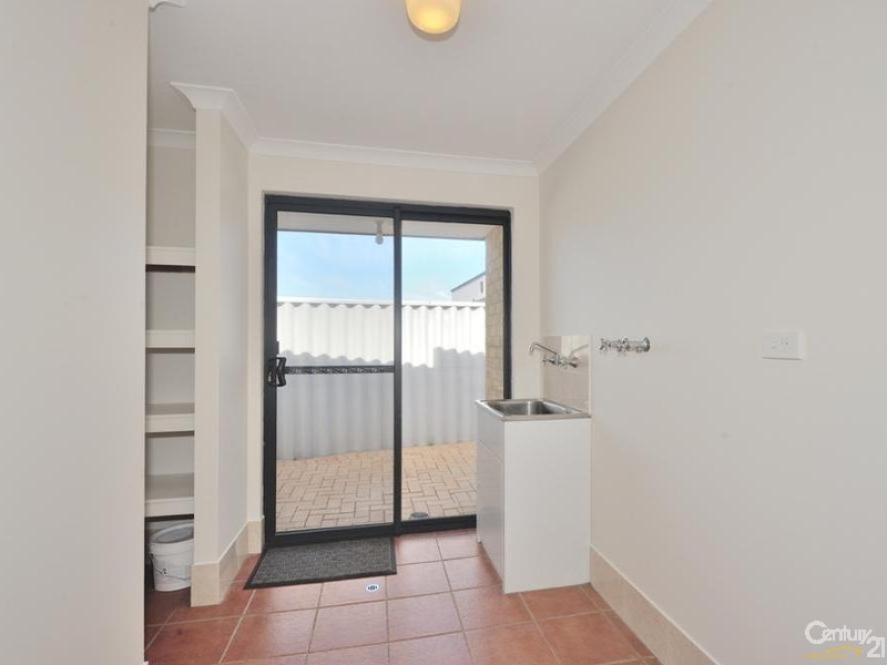 3 Piombino View, Secret Harbour WA 6173
