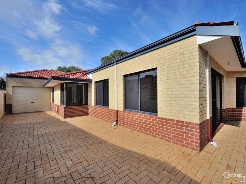 3 Piombino View, Secret Harbour WA 6173