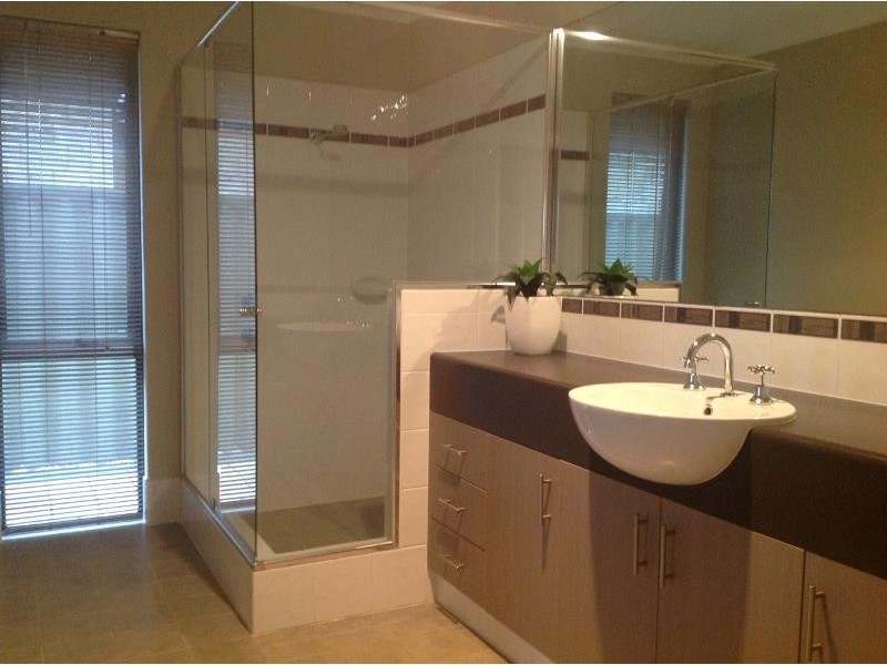 3 Kinsale Bend, Port Kennedy WA 6172