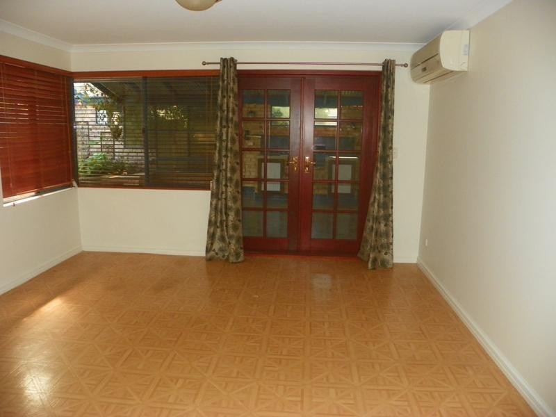 12 Porpoise Grove, Waikiki WA 6169