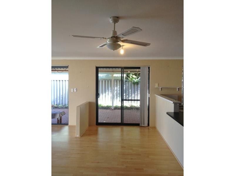 64 San Sebastian Boulevard, Port Kennedy WA 6172
