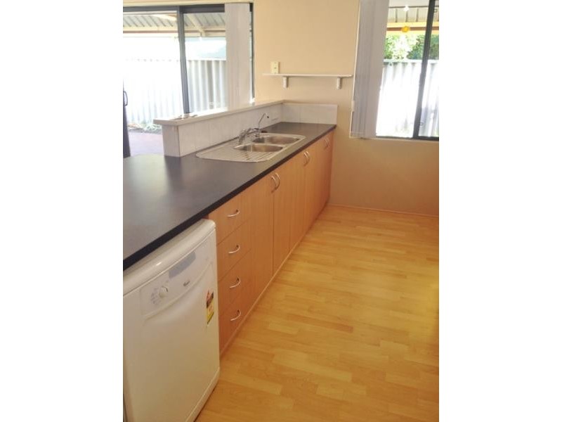 64 San Sebastian Boulevard, Port Kennedy WA 6172